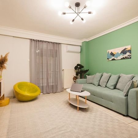 Stylish Apt W Jacuzzi, 5 Min To White Tower Thessaloniki Buitenkant foto