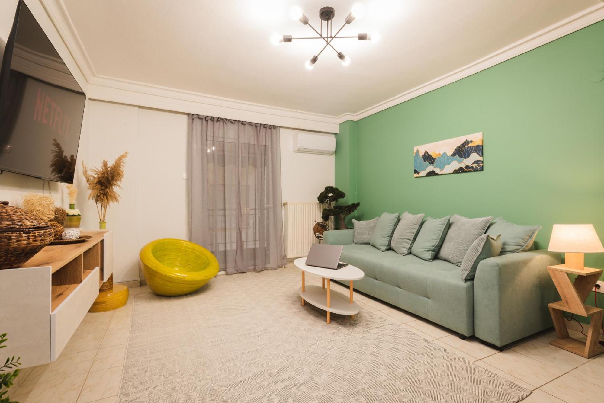 Stylish Apt W Jacuzzi, 5 Min To White Tower Thessaloniki Buitenkant foto