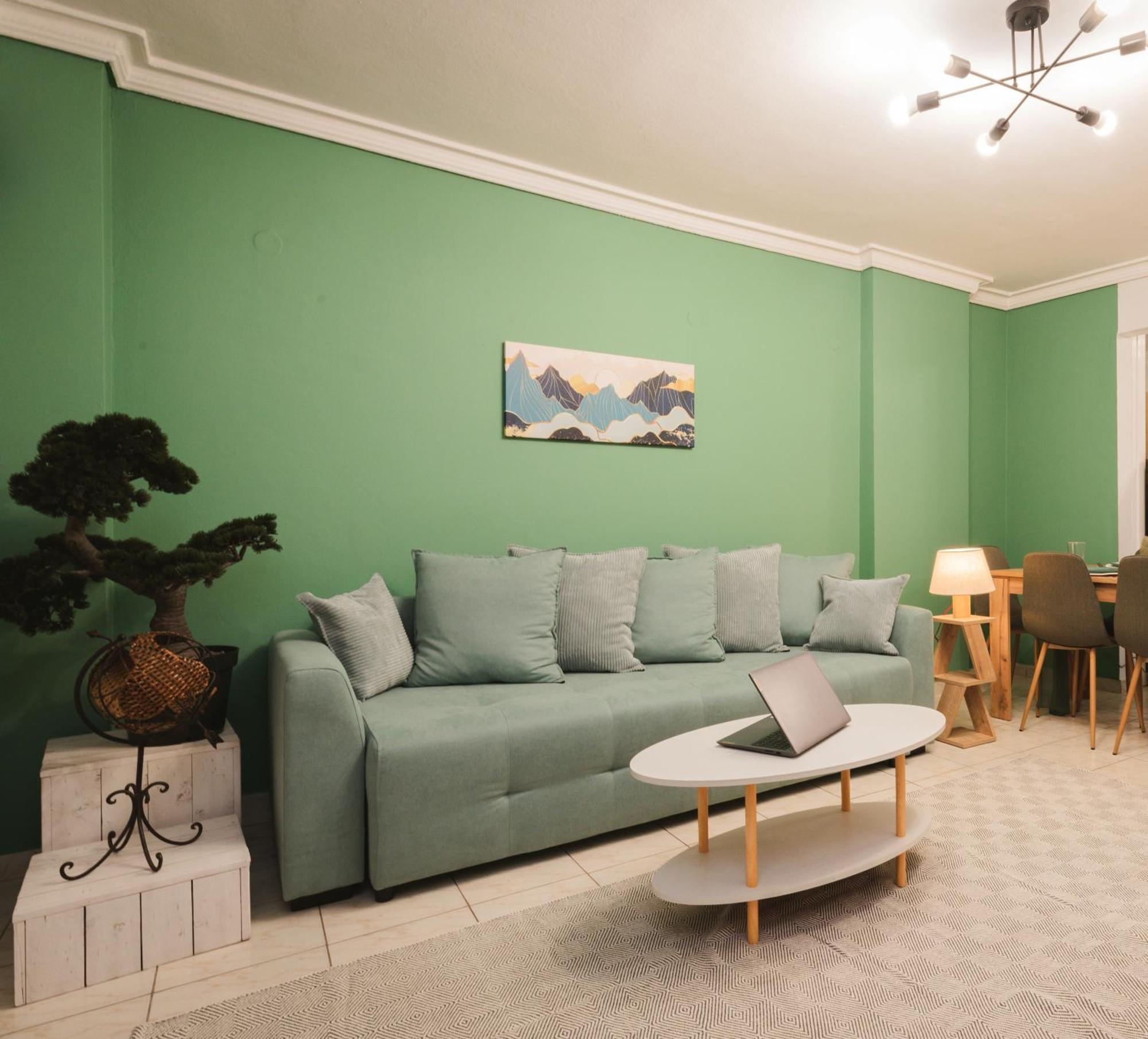 Stylish Apt W Jacuzzi, 5 Min To White Tower Thessaloniki Buitenkant foto